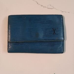 Authentic LOUIS VUITTON Blue 6 Key holder Key case Epi Leather